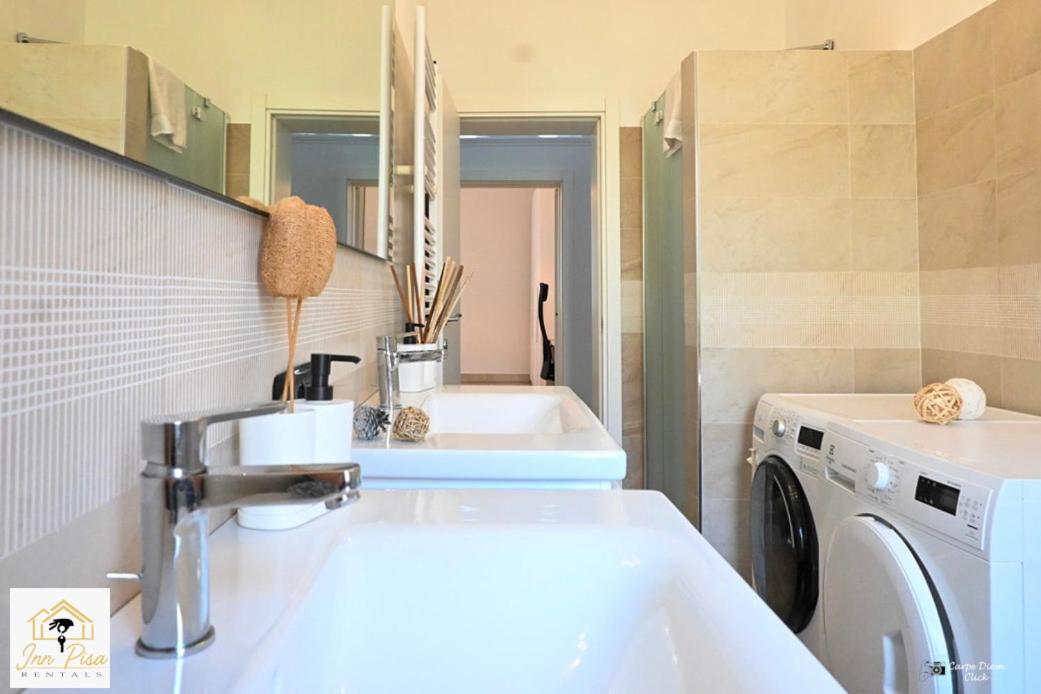 Inn Pisa Rentals 2- Starlight Central Flat エクステリア 写真